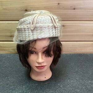Elegant Cream Vintage Hat